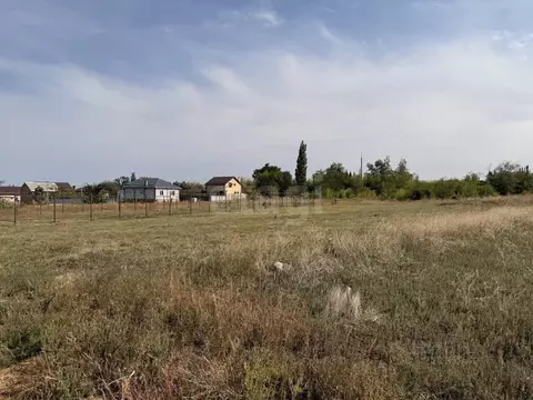 Участок в Ростовская область, Мясниковский район, с. Большие Салы ул. ...