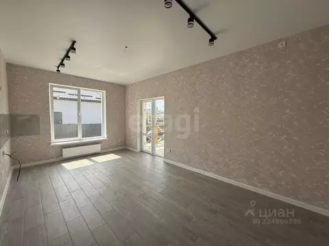 Дом в Крым, Симферопольский район, Добровское с/пос, с. Пионерское ул. ...