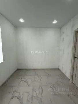 Дом в Бурятия, Иволгинский район, Сотниковское с/пос, с. Сотниково ул. ...