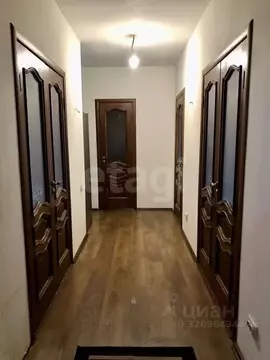 3-к кв. Курская область, Курск Красная пл., 2/4 (70.0 м)