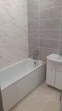 Студия Тюменская область, Тюмень ул. Республики, 204к7 (32.3 м)