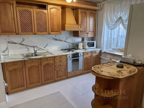 2-к кв. Омская область, Омск ул. Маяковского, 48/1 (90.0 м)