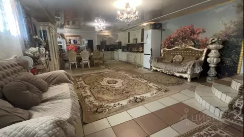 Коттедж в Свердловская область, Нижний Тагил ул. Малая Гальянская, 92 ...