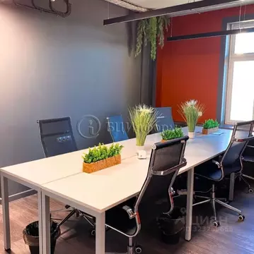 Офис в Санкт-Петербург Днепропетровская ул., 14Б (317 м)