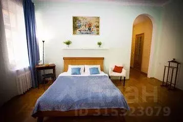 2-к кв. Санкт-Петербург ул. Декабристов, 2 (89.0 м)