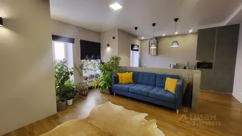 Таунхаус в Омская область, Омск ул. Санина, 10/2 (196 м)