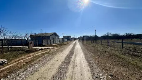 Участок в Крым, Черноморский район, с. Новосельское ул. Миндальная, 4 ...