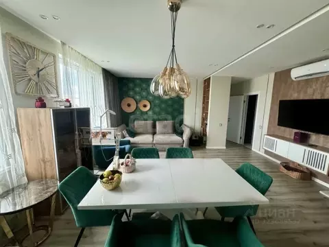 2-к кв. Тюменская область, Тюмень ул. Муравленко, 11 (74.0 м)