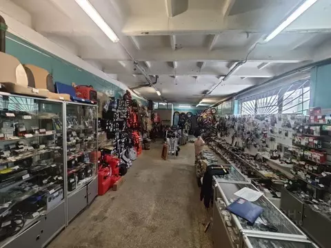 Склад в Свердловская область, Екатеринбург ул. 8 Марта, 269А (90 м)