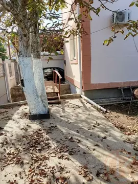 Дом в Крым, Сакский район, Суворовское с/пос, Строитель СНТ ул. 1-я ...