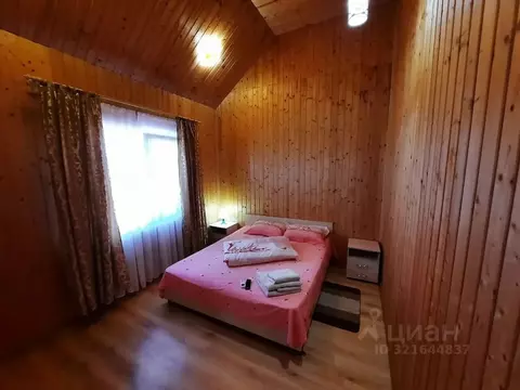 Комната Крым, Черноморский район, Оленевское с/пос, с. Оленевка ул. ...