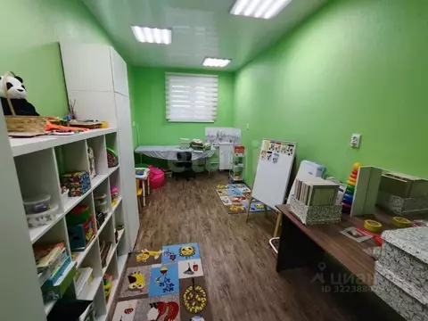 Помещение свободного назначения в Ямало-Ненецкий АО, Ноябрьск ул. ...