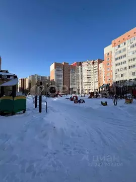 1-к кв. Тюменская область, Тюмень ул. Прокопия Артамонова, 15 (33.9 м)