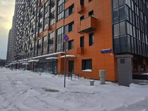 Торговая площадь (140 м)