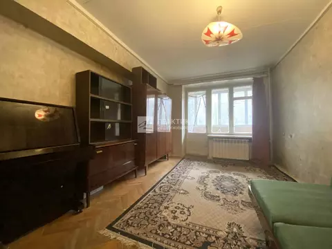 Продается 3-комнатная квартира