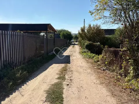 Участок в Волгоградская область, Волгоград Золотая Осень СНТ, ул. 2-я ...