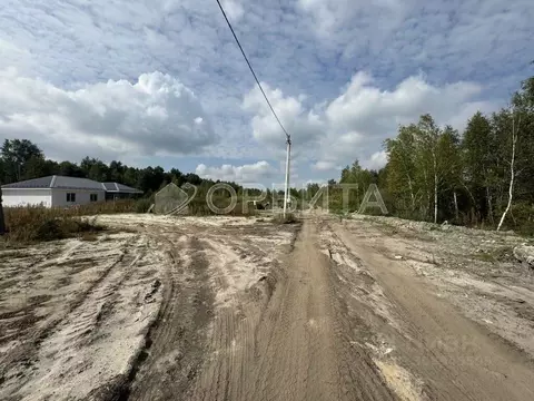 Участок в Тюменская область, Тюменский район, Боровский пгт ул. ...