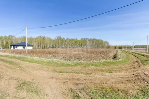 Участок в Тюменская область, Тюменский муниципальный округ, с. Кулига ...