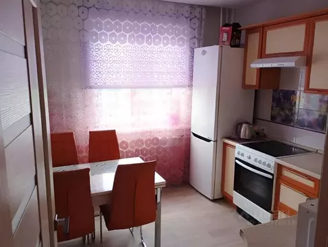 2-к кв. Красноярский край, Красноярск 9 Мая ул., 10 (53.0 м)