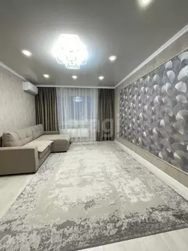 2-к кв. Тюменская область, Тюмень ул. Павла Шарова, 1к1 (58.9 м)