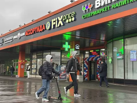 Торговая площадь в Москва ул. Мичуринский проспект Олимпийская ...