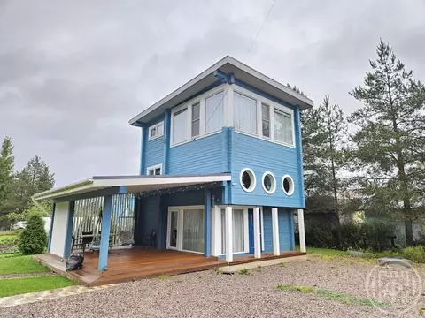 Дом в Ленинградская область, Ломоносовский район, Пениковское с/пос, ...