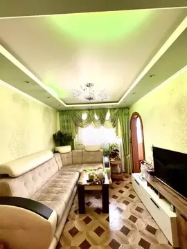 3-к кв. Ямало-Ненецкий АО, Новый Уренгой Ленинградский просп., 4А ...