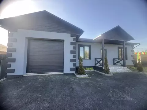 Дом в Свердловская область, Белоярский муниципальный округ, пос. ...