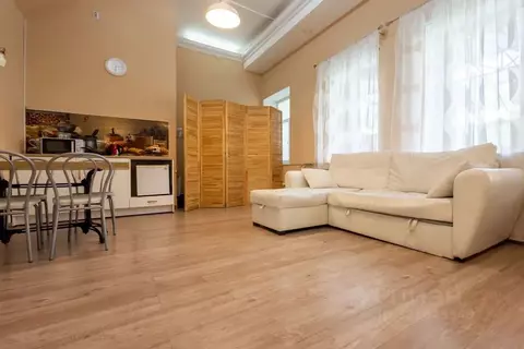 Дом в Санкт-Петербург, Санкт-Петербург, Красное Село просп. Красных ...