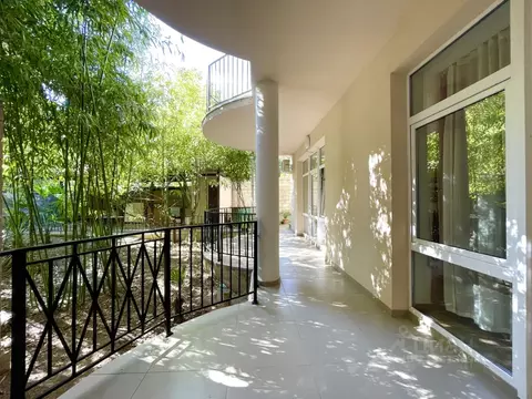 Дом в Крым, Алушта пер. Комсомольский, 7А (110 м)