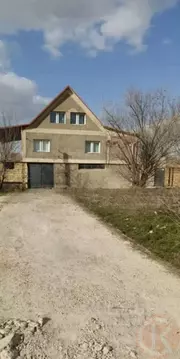 Дом в Крым, Евпатория Исмаил-Бей мкр, ул. Хаджи Девлет Гирея, 8 (230 ...