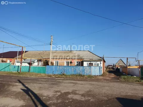 2-комнатная квартира: Надеждино, Первомайская улица, 14 (80.7 м)