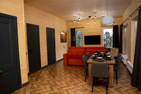 Дом в Карачаево-Черкесия, Зеленчукский район, с. Архыз  (60 м)