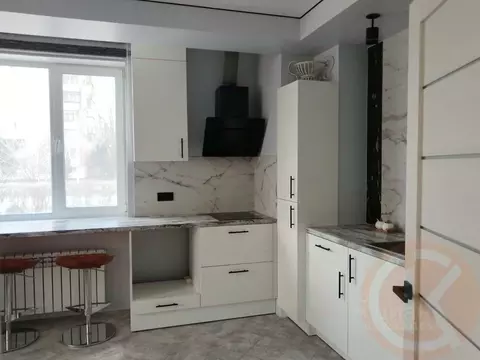 1-к кв. Крым, Евпатория просп. Ленина, 68к42 (48.4 м)