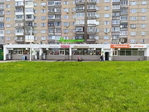 Помещение свободного назначения в Удмуртия, Ижевск Автозаводская ул., ...