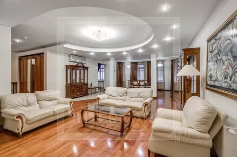 3-к кв. Москва Малый Каковинский пер., 8 (140.0 м)