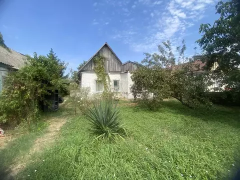 Участок в Краснодарский край, Динской район, Новотитаровская ст-ца ...