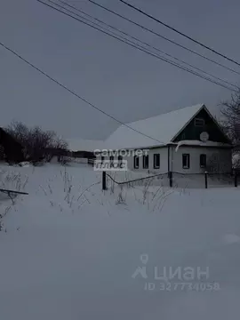 Дом в Башкортостан, Куюргазинский район, Бахмутский сельсовет, с. ...