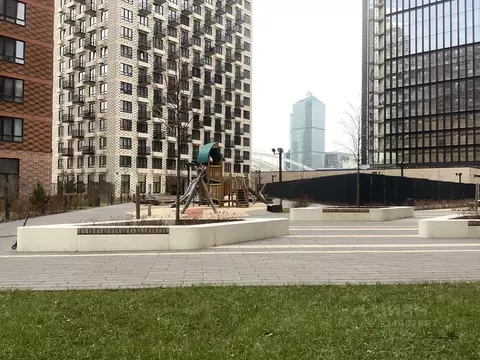 3-к кв. Москва Большая Филевская ул., 3к4 (79.4 м)