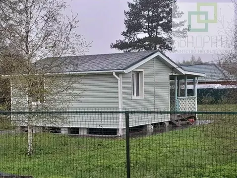 Дом в Ленинградская область, Лужский район, Заклинское с/пос, д. ...