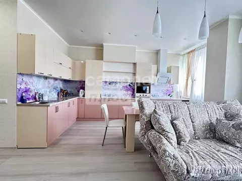 Студия Челябинская область, Челябинск ул. Маркса, 81 (42.7 м)