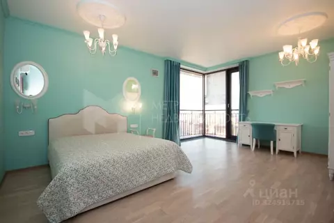 2-к кв. Тюменская область, Тюмень ул. 50 лет Октября, 4 (90.6 м)