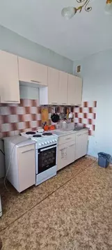 2-к кв. Красноярский край, Красноярск ул. Академгородок, 28 (54.0 м)