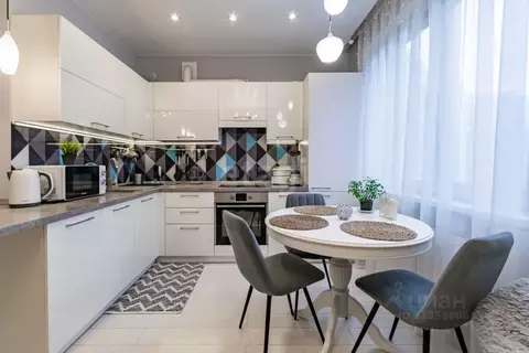 3-к кв. Свердловская область, Екатеринбург ул. Щорса, 109 (61.8 м)