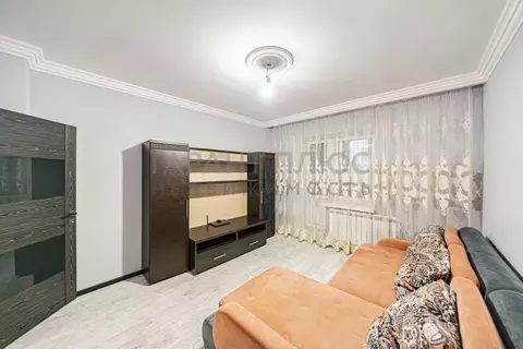 3-к кв. Липецкая область, Липецк ул. Имени Генерала Меркулова, 10А ...