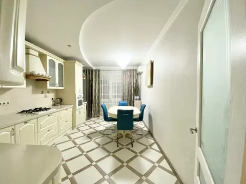 2-к кв. Астраханская область, Астрахань ул. Сен-Симона, 48к1 (90.8 м)