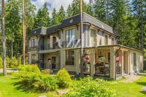 Дом в Ленинградская область, Выборгский район, Первомайское с/пос, ...