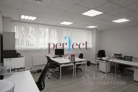 Помещение свободного назначения в Москва ул. Орджоникидзе, 11 (134 м)