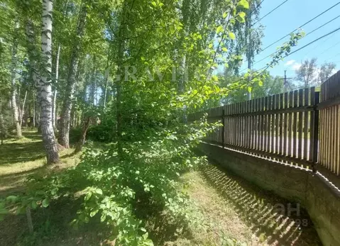 Дом в Алтайский край, Алтайский район, Айский сельсовет, с. Ая ул. ...
