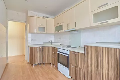 3-к кв. Томская область, Томск Солнечный мкр, ул. Бирюкова, 2 (65.0 м)